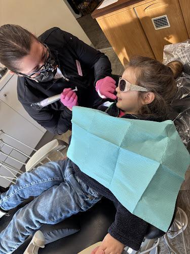 Negocio Bangor Dental Associates