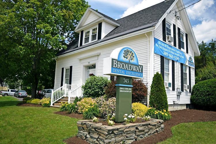 Broadway Dental Pc