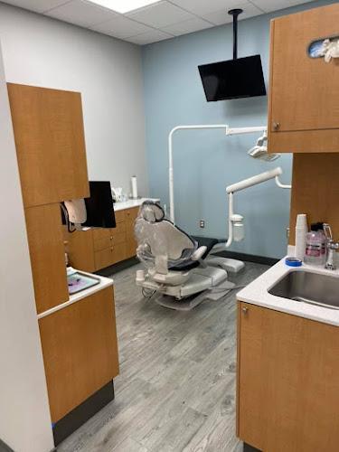 Negocio Bryant Family Dentistry