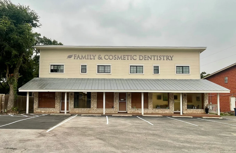 Negocio Canyon Lake Family & Cosmetic Dentistry