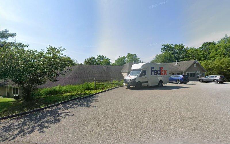 Negocio Cosmetic Dentistry Associates: Frances Tang, Dds