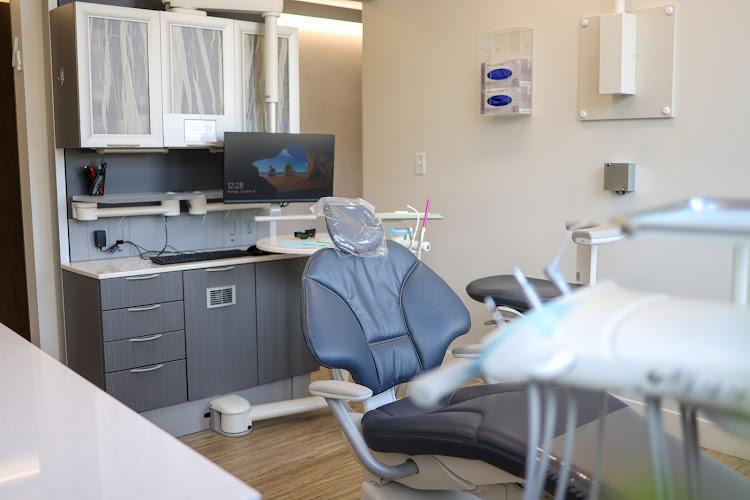Negocio Cosmetic & Implant Dentistry Westport