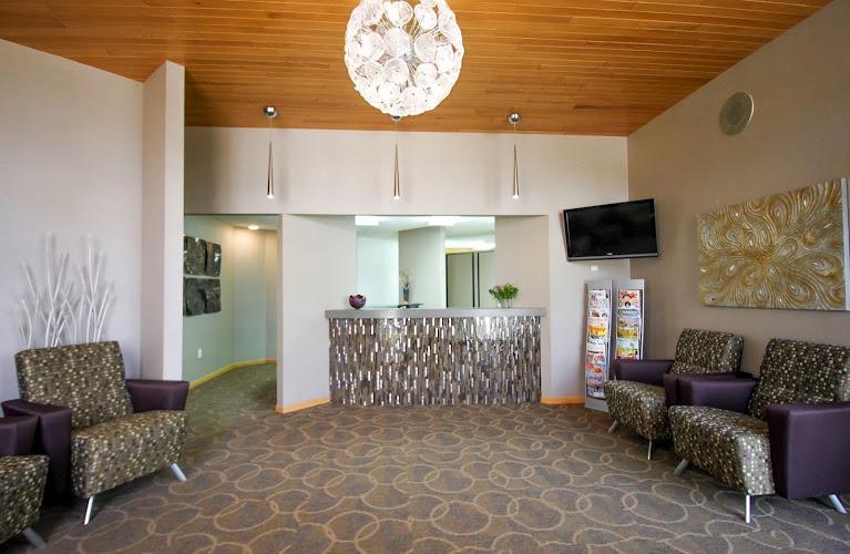 Negocio Dakota Prosthodontics And Implant Center