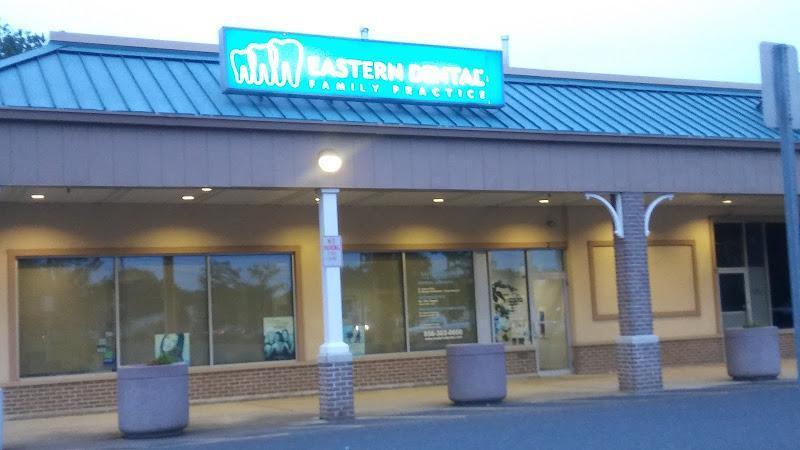 Negocio Eastern Dental Of Burlington