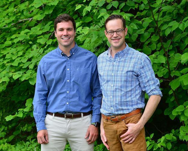 Negocio Falmouth Dental Health