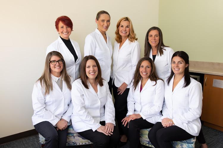 Negocio Glen Lake Dental: Danielle Leonardi, Dmd