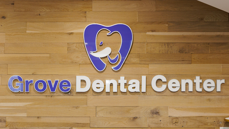 Negocio Grove Dental Center