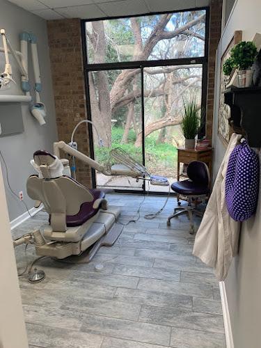 Negocio Key City Dental Studio: Karen Key, Dds