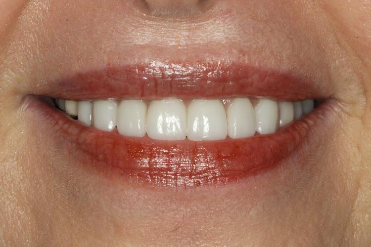 Negocio Koehn Dentistry & Aesthetics