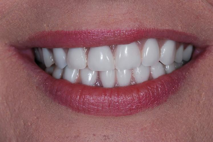 Negocio Lakeway Cosmetic Dentistry