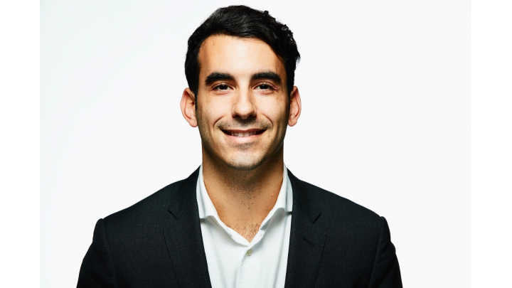 Negocio Lee Christopher Kojanis, Dds