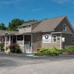 Mann Family Dental Of Manchester: Russell Mann, Dds Cosmetic Dentist in Manchester