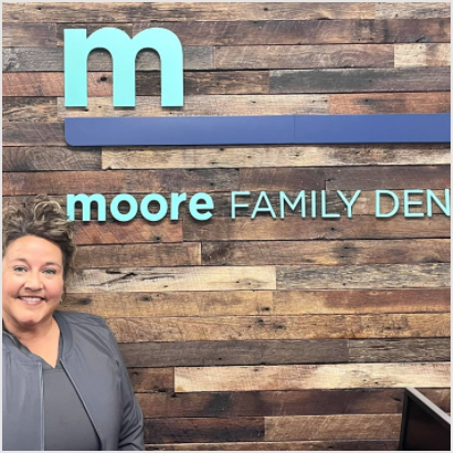 Negocio Moore Family Dental