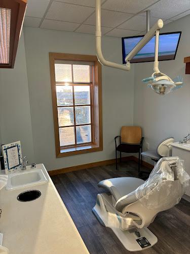 Negocio Prairie Dental Excellence, David H Verzella Dds