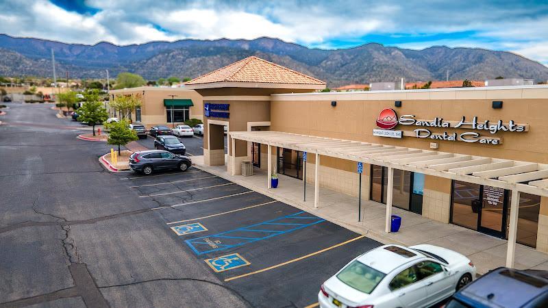 Negocio Sandia Heights Dental Care