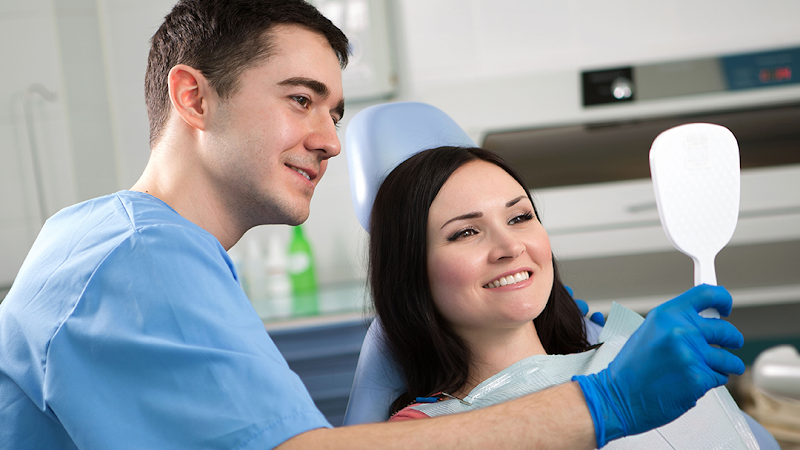 Negocio Smile Designs - Justin Mcgarity Dds