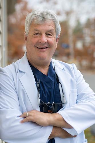 Negocio Southern Maine Family Dental