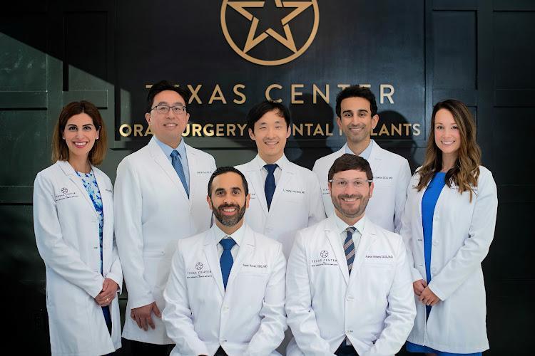 Negocio Texas Center For Oral Surgery & Dental Implants