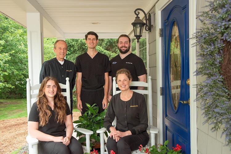 Negocio Topsham Dental Arts