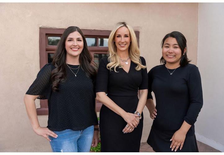 Negocio University Family Dental