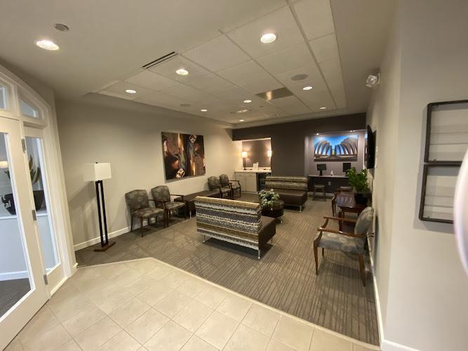 Negocio Westport Plaza Dental Associates